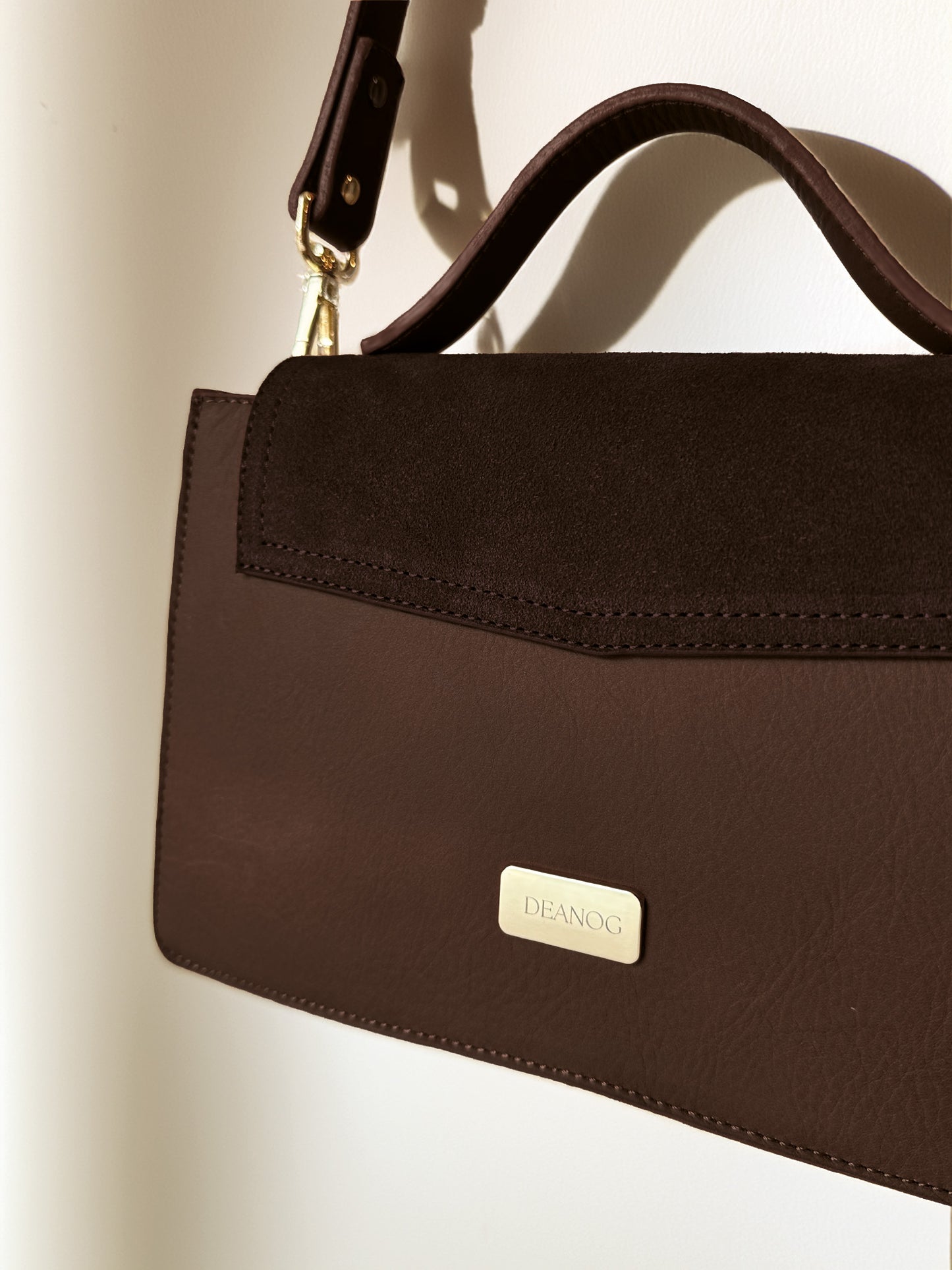 Anné - Dark Brown