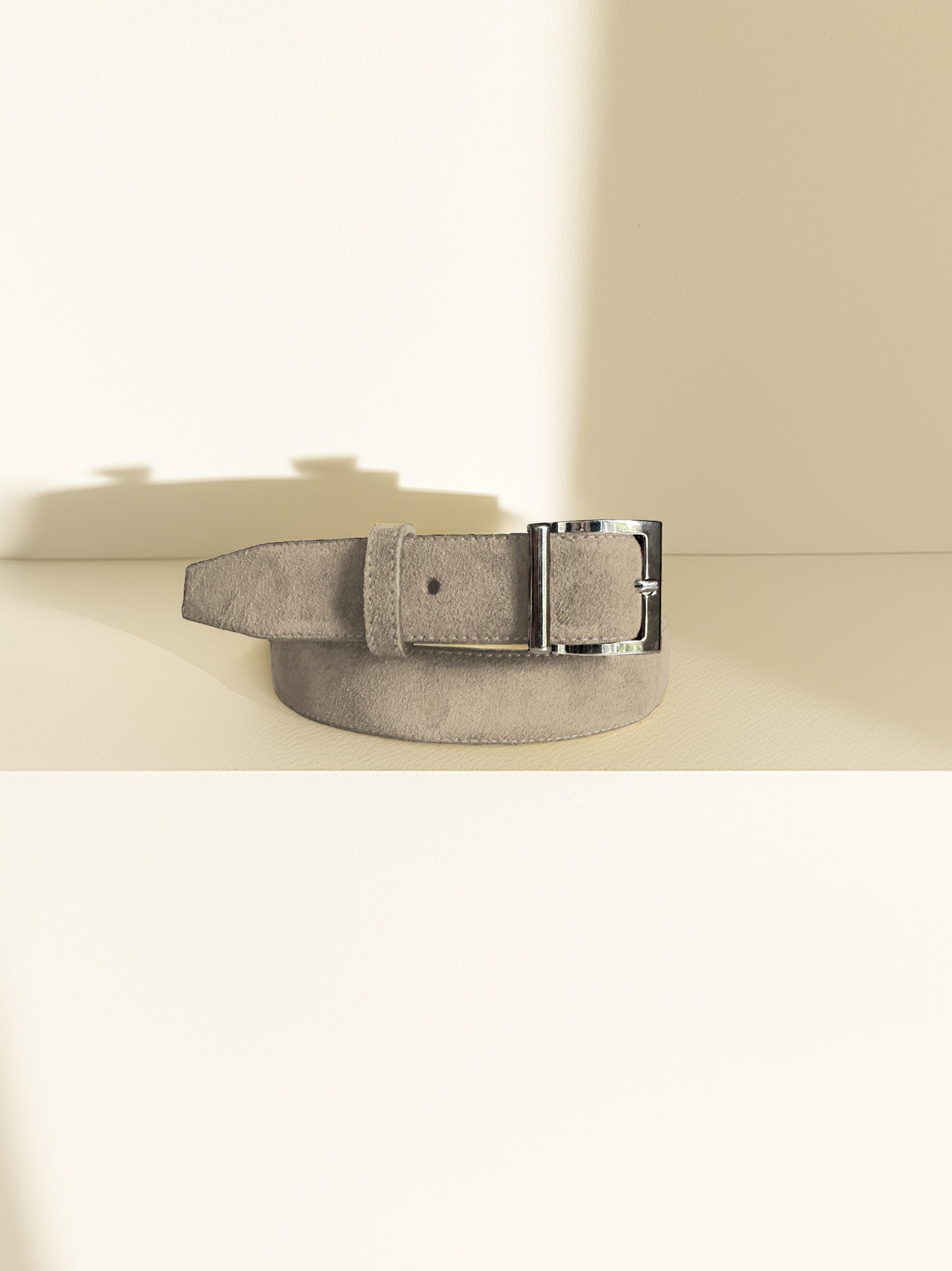 Loa – Taupe Suede