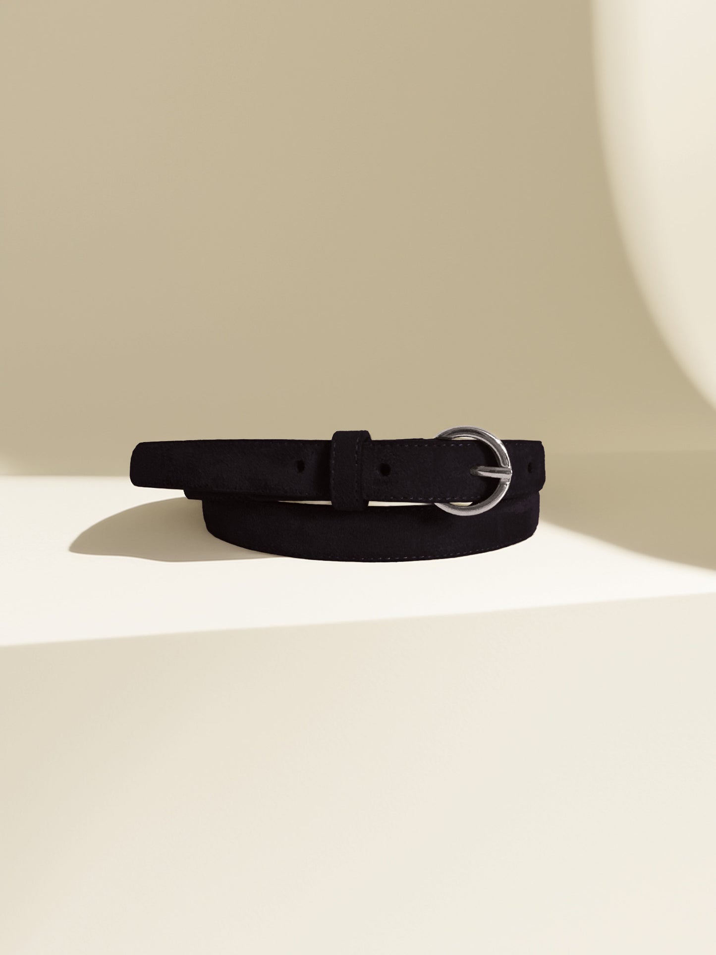 Lua – Black Suede