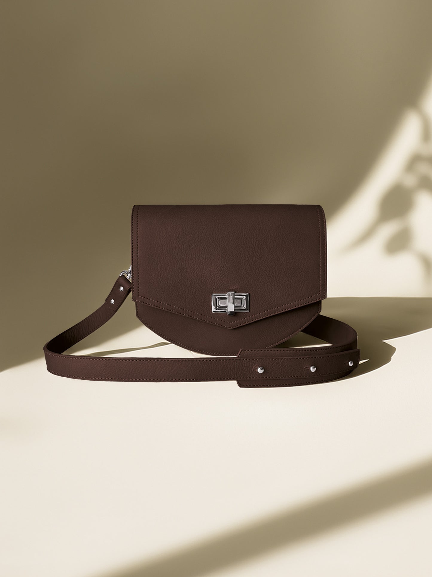 Xaya - Dark Brown
