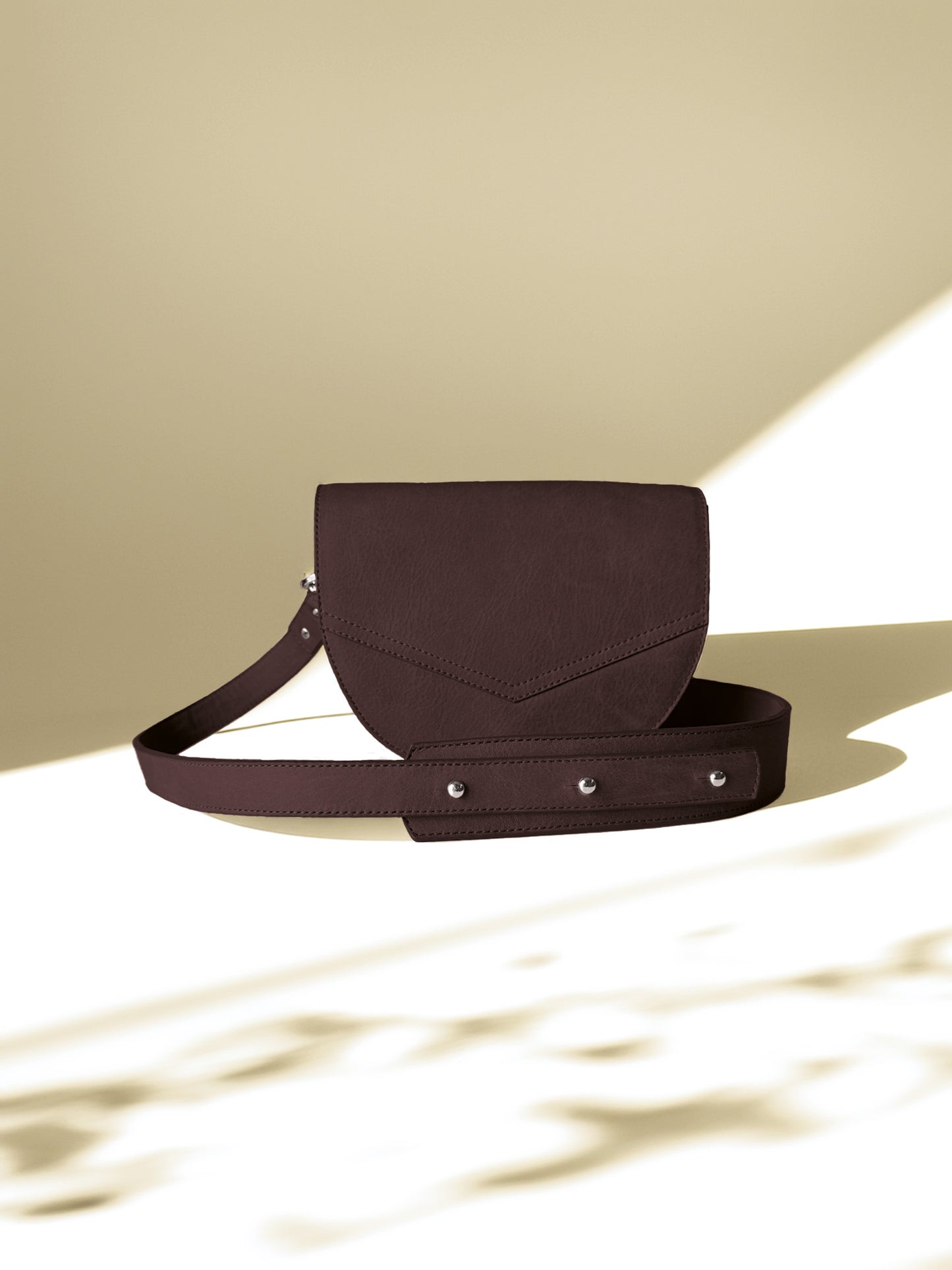 Xess - Dark Brown